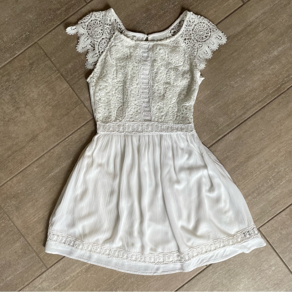 MAURICE’S Crochet Lace Fit & Flare Dress Size 3/4